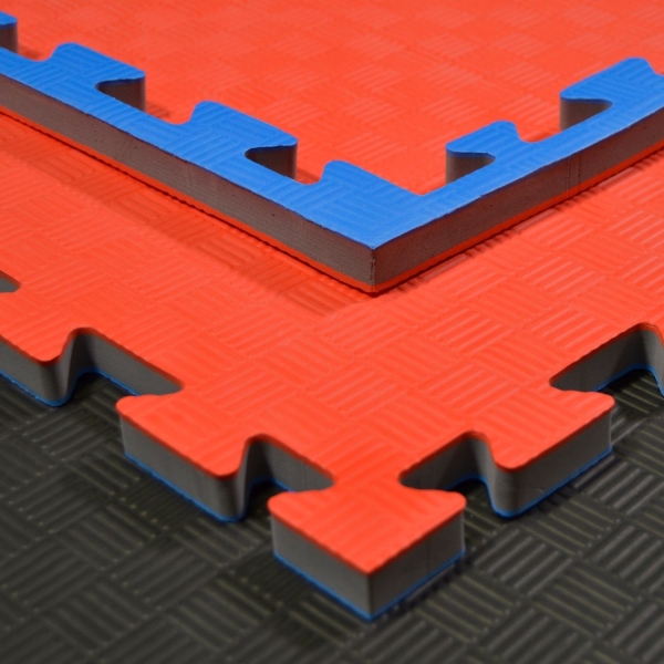 Allround Trainingsmatten 100 x 100 x 2 cm verzahnt für Fitness, Yoga, Kita, Schule, Home rot-schwarz