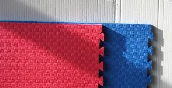 Kampfsportmatten Wendematte VERZAHNT 2 cm / EINFARBIG / ROT