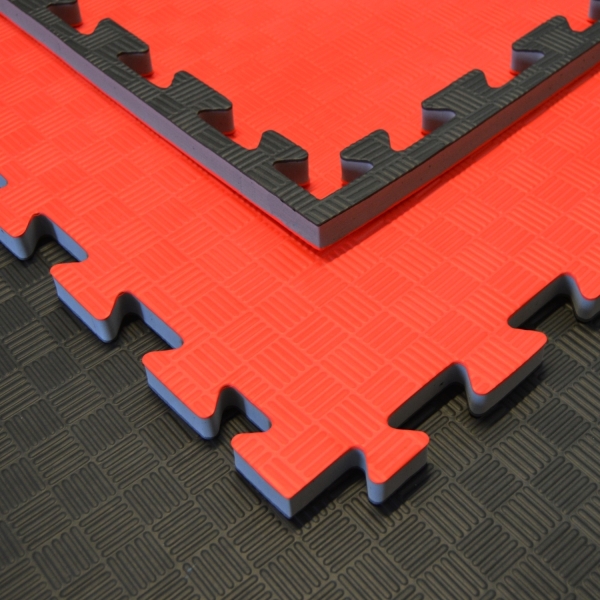 Allround Trainingsmatten 100 x 100 x 2 cm verzahnt für Fitness, Yoga, Kita, Schule, Home rot-schwarz