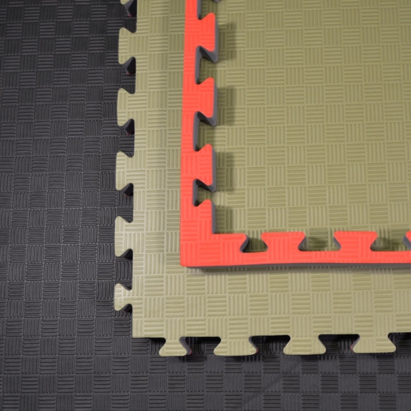 Allround Trainingsmatten 100 x 100 x 4 cm verzahnt für Fitness, Yoga, Kita, Schule, Home grün-rot