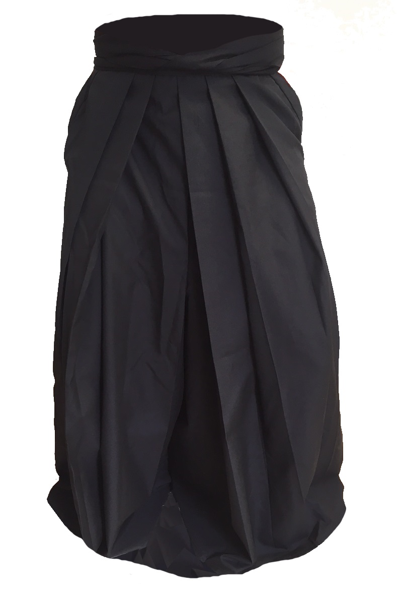 Hakama Premium Traditional schwarz (Mischgewebe)